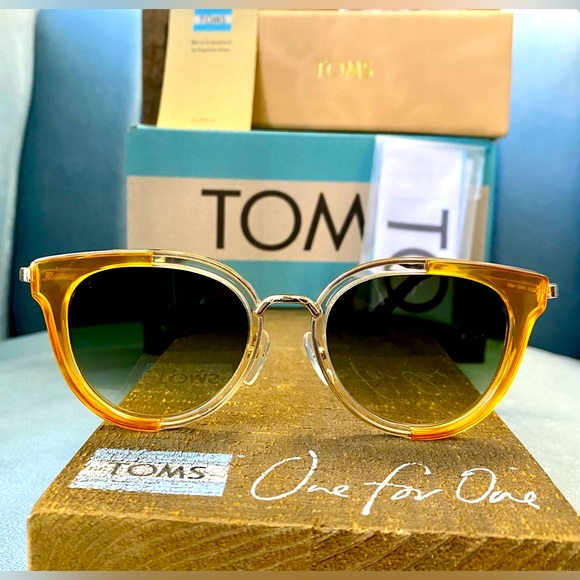 Toms Accessories Brand New Toms Rey Crystal Gold Cat Eye